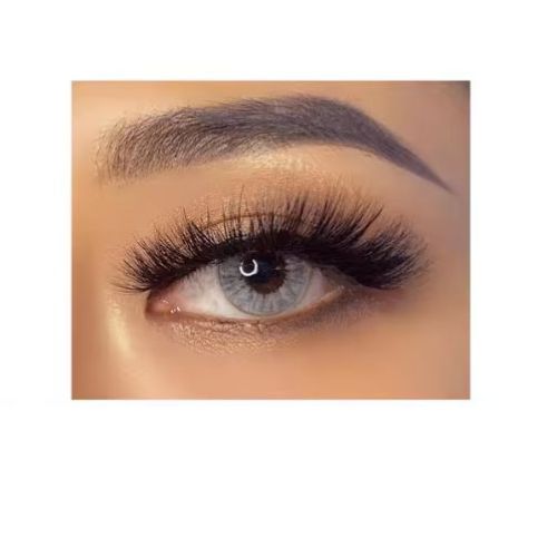 Miranda – Faux cils effet papillon pour un regard ouvert et élégant