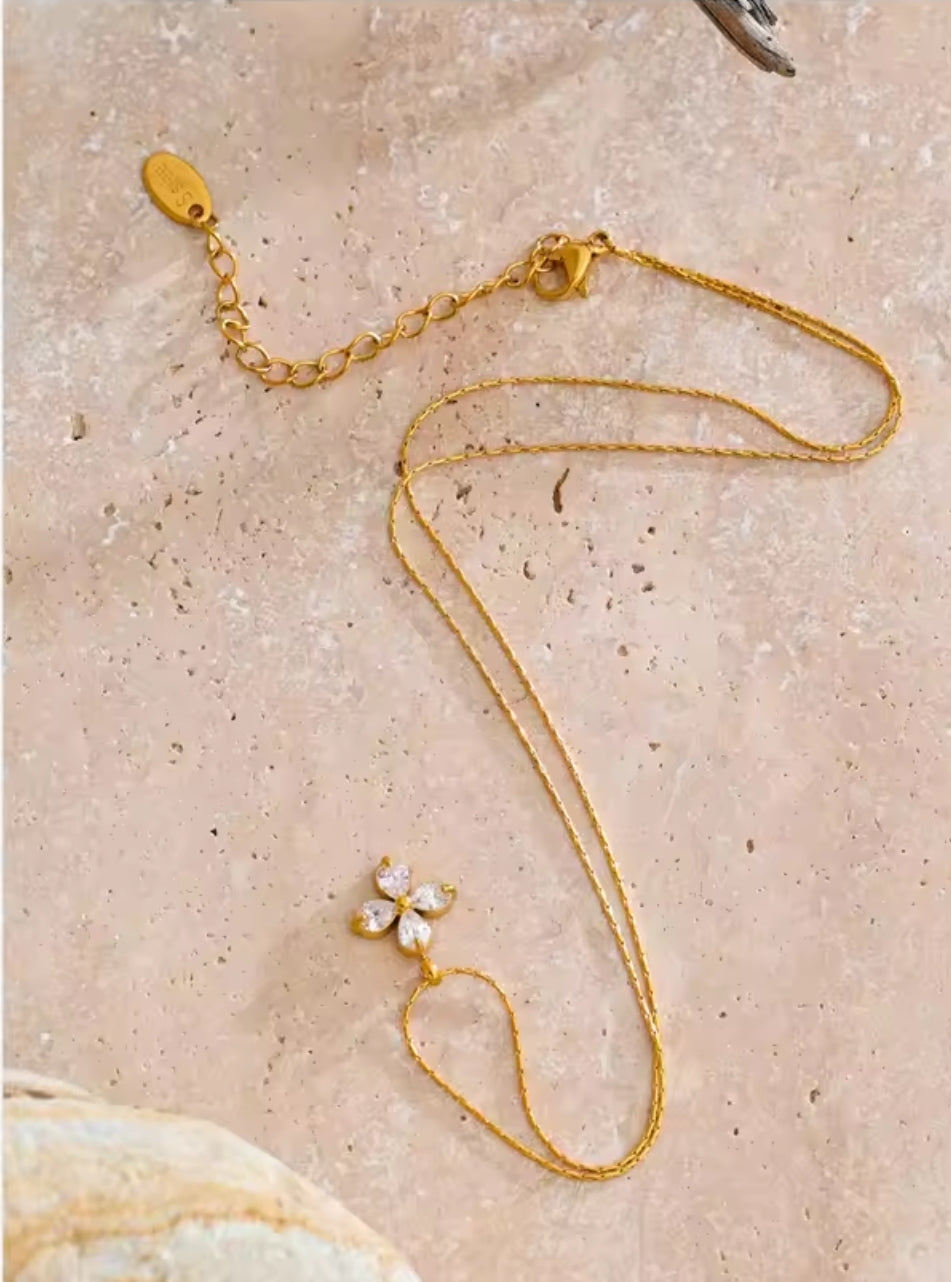 Collier Aura