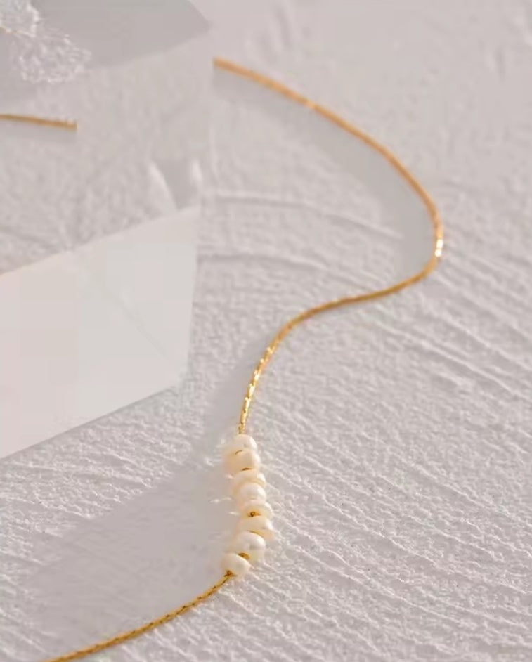 Collier....